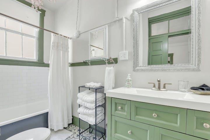Bathroom photo
