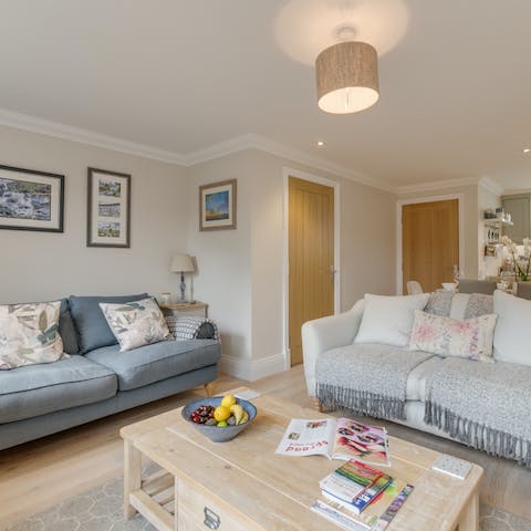 Spread out in the comfy living area for board games or some peace and quiet with a book