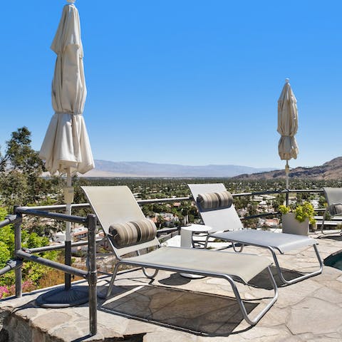 Sunbathe beneath the Californian sun