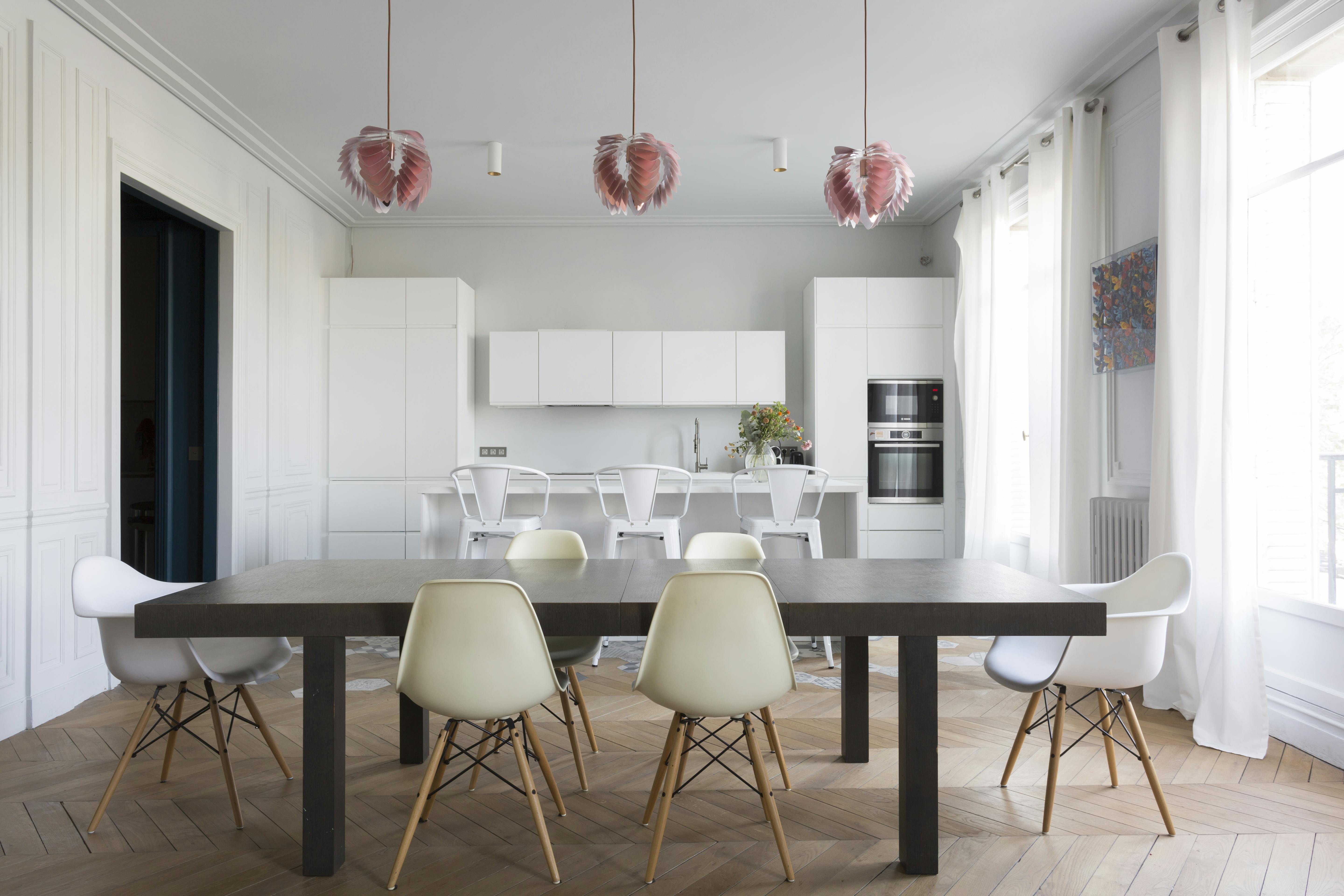 Triumphant Neighbour