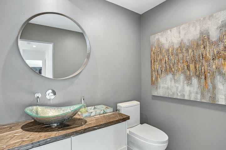 Bathroom photo