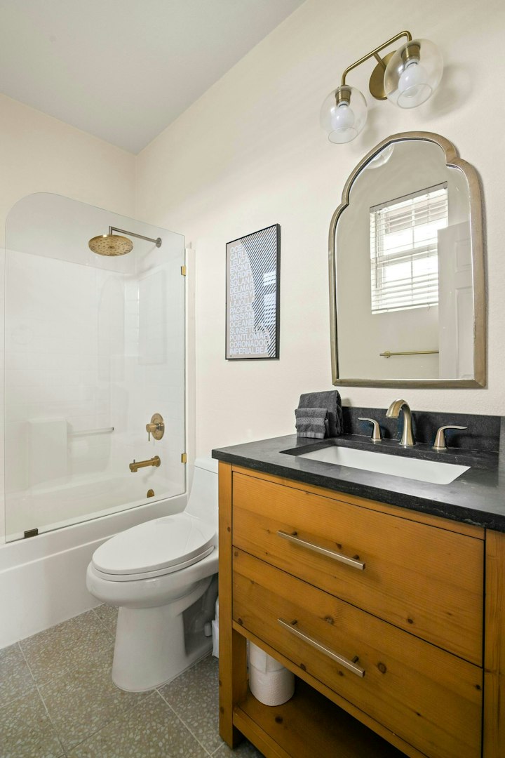 Bathroom photo