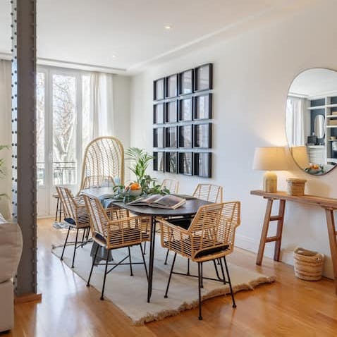 Dine in style at the contemporary table