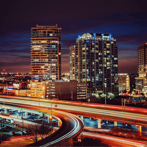 Visit vibrant Dallas, just 30 minutes away by car