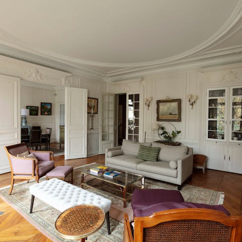 Enjoy the traditional French decor of this charming apartment