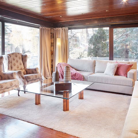 Get cosy in the living area after a long day on the mountain