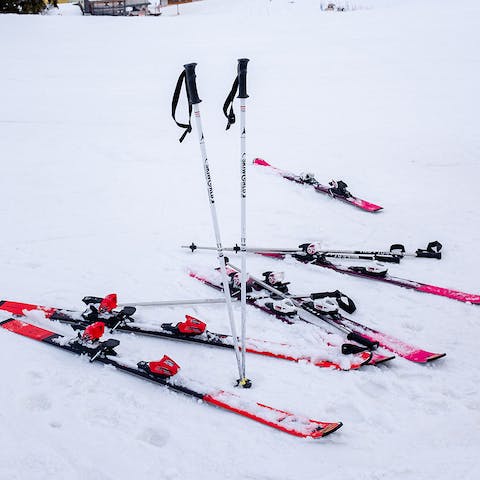 Get to the slopes in minutes with the ski lift just 100m away