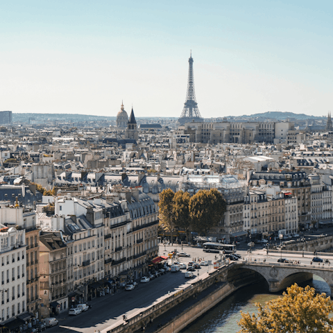 Fall in love with Paris while exploring the historic heart of the city
