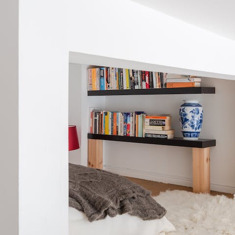 The mezzanine bedroom