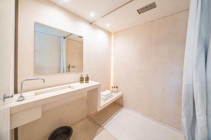 Bathroom photo