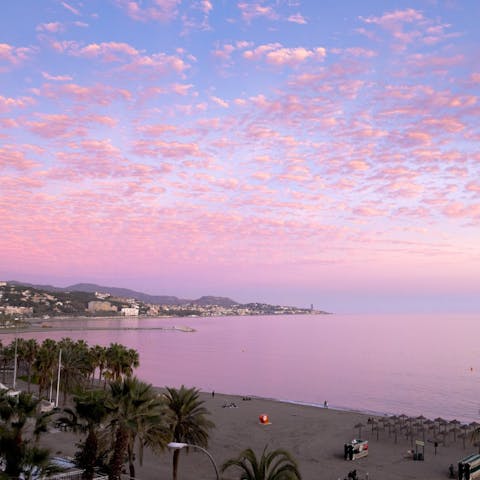 Step outside and stroll over to Playa de La Malagueta