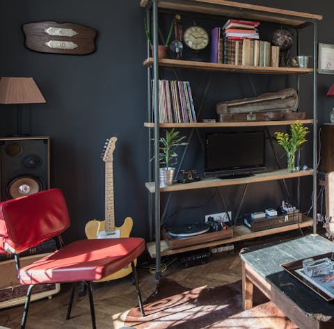Very personal rockabilly interiors