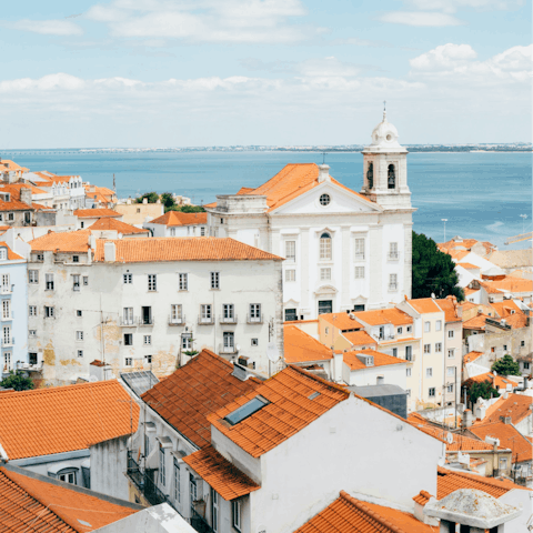 Stay in the heart of Lisbon, close to the Elevador de Santa Justa