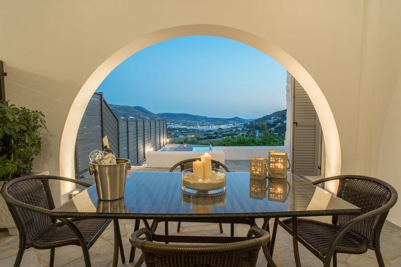 Watching the Ships Roll In