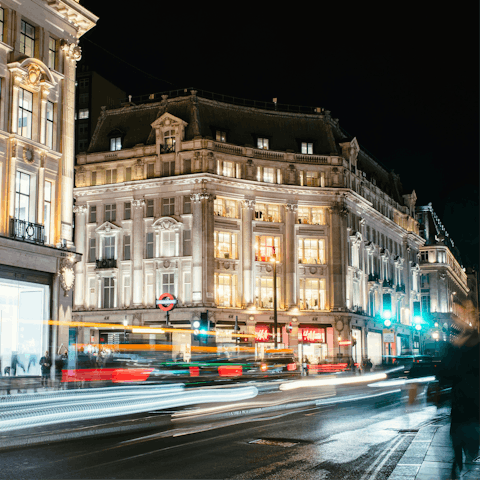 Reach Oxford Circus in under an hour via the Bakerloo Line