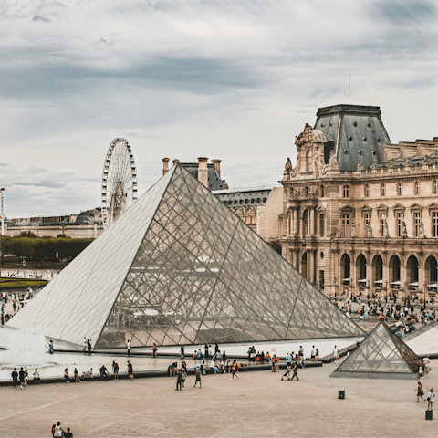 Wander down to the Louvre, just a few minutes away by foot