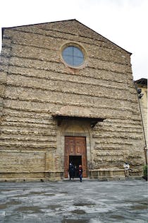 Experience the Legends of the True Cross at Basilica di San Francesco
