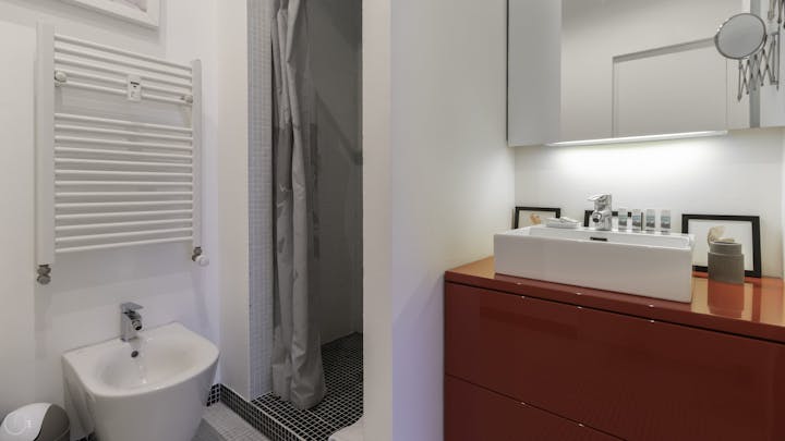 Bathroom photo