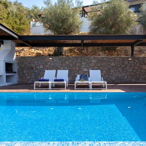 Cool off from the Lefkas sun in the private infinity pool 