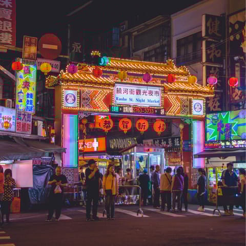 Stay in the Banqiao district of New Taipei City, Taiwan