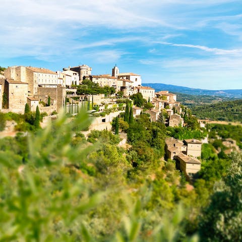 Stroll 2km to the typically Provençal market town to shop for sweet treats