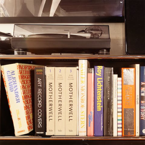 Make use of the record player and shelves of books