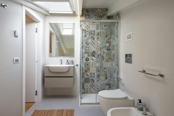 Bathroom photo