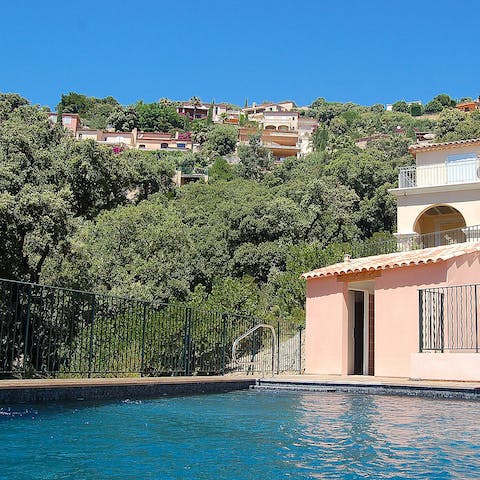 Cool off in the shared pool