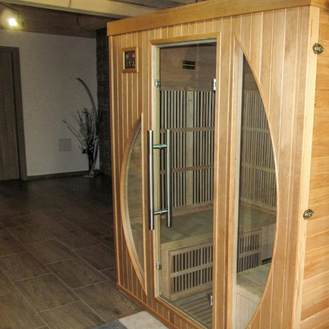 Start each day with a detoxing sauna session