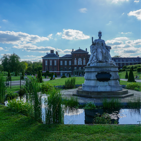 Stroll a few minutes to Kensington Gardens