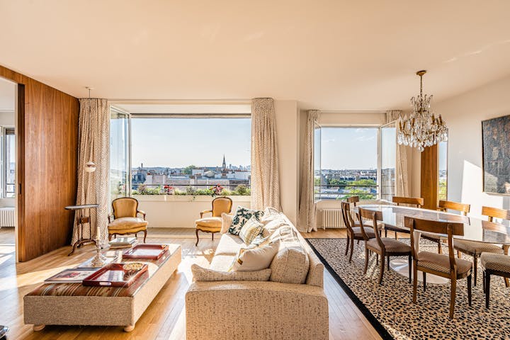 Curated visual reference: Curated Luxury Flat Rentals In Paris Gallery View 32
