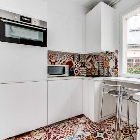 Prepare delicious meals in the fully-equipped kitchen