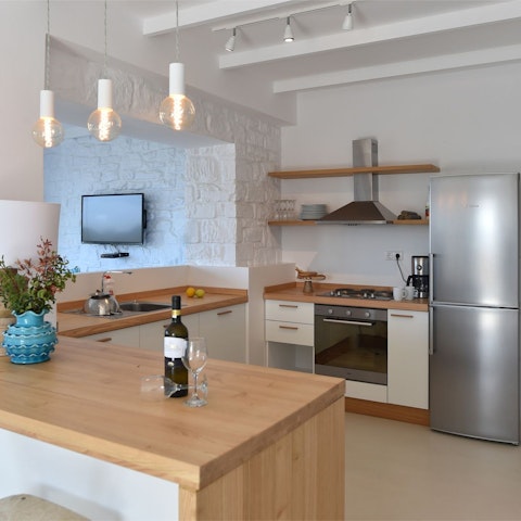 Cook up some yummy Greek dinners in your modern kitchen