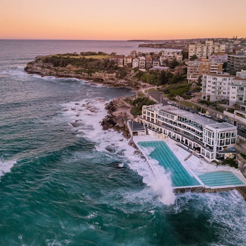 Visit the rugged coastline along Bondi Beach, just a short drive away
