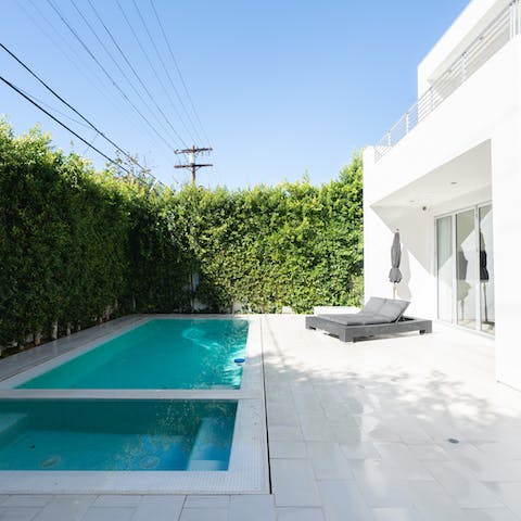 Splash about in the swimming pool or relax in the Jacuzzi