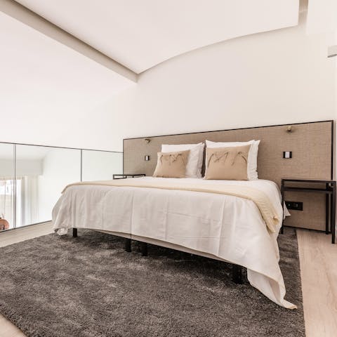 Wake up in the comfortable mezzanine bedroom feeling rested and ready for another day of Paris sightseeing