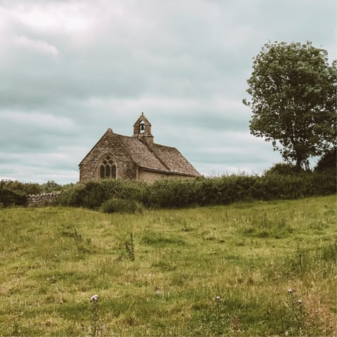 Visit nearby Burford – it's ten minutes away by car