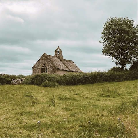 Visit nearby Burford – it's ten minutes away by car