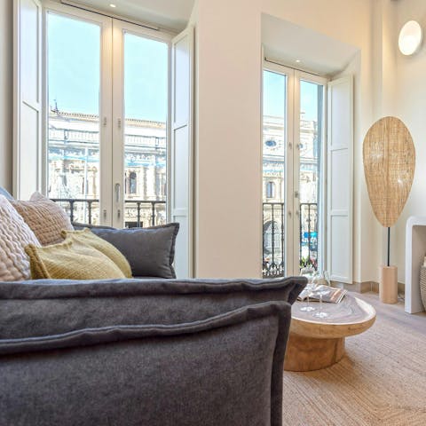 Soak up views of Plaza San Francisco and the City Hall