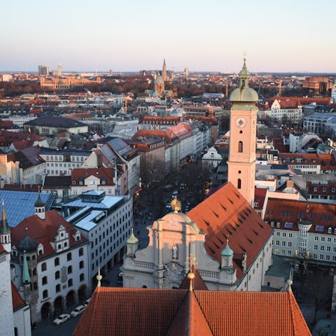 Explore Munich on foot from your prime location