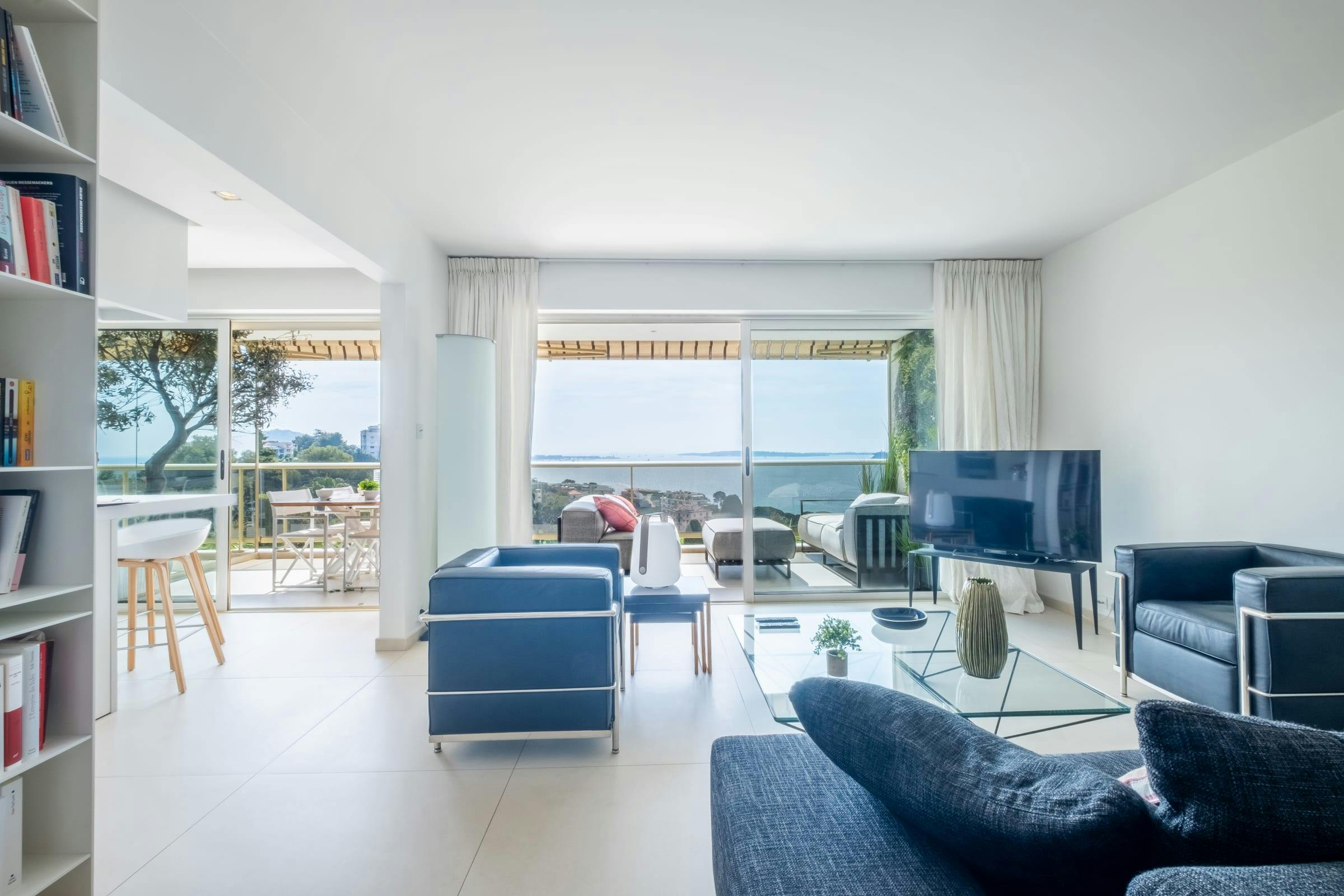 Elegant Riviera