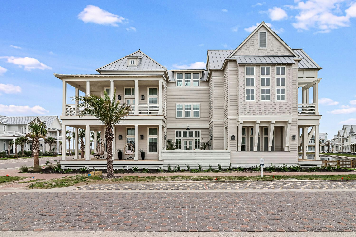 Coastal Comfort Island