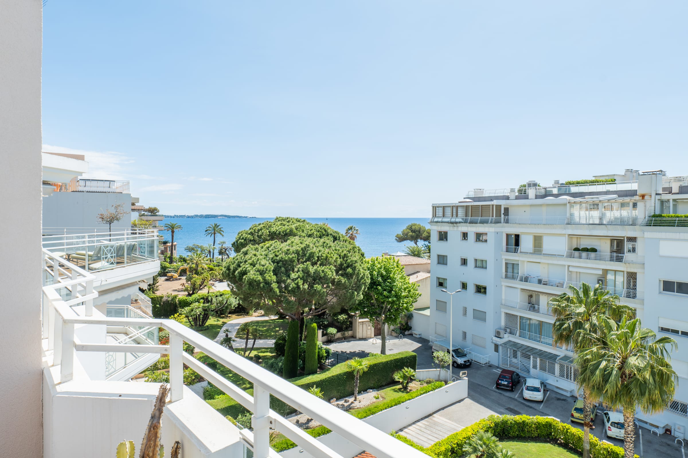 Coastal View Cannes