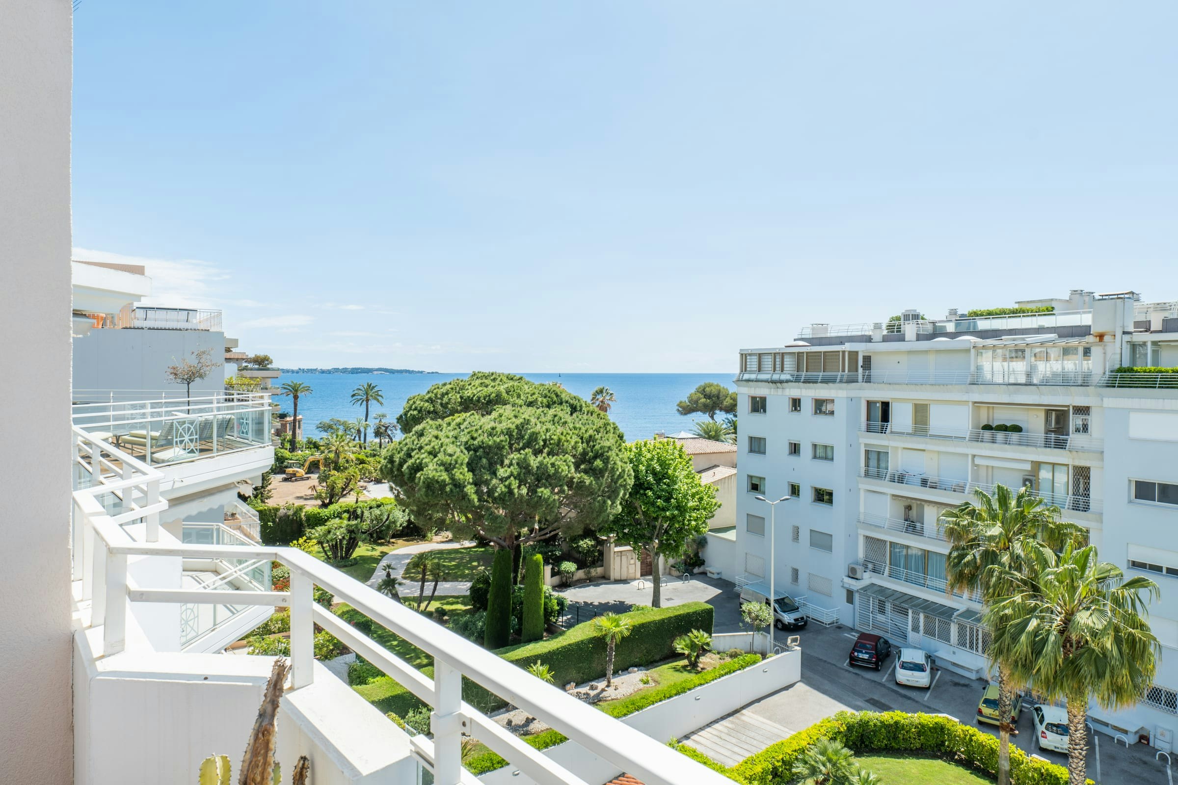 Coastal View Cannes