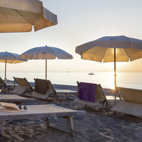 Watch the sunset with a glass of Nerello Mascalese