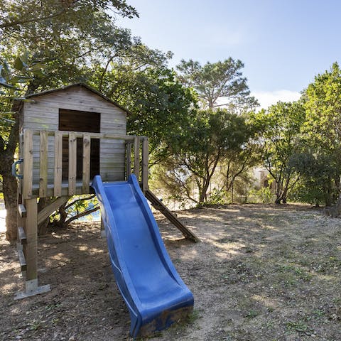 Keep the little ones entertained in the play area