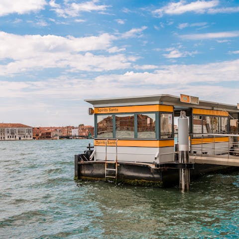 Get a water bus to the Lido from the Santo Spirito Vaporetto stop, a short walk away