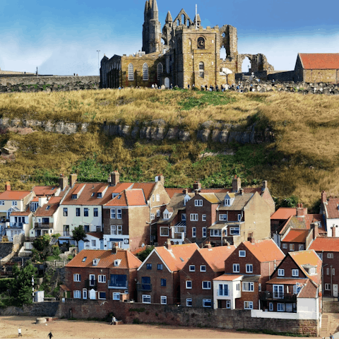 Explore the picture-perfect beach town of Whitby from your central location