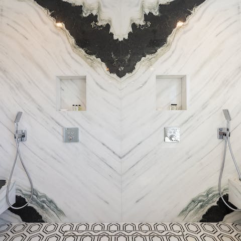 Freshen up in luxury bathrooms