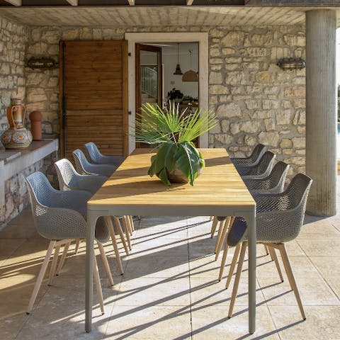 Enjoy an alfresco carbonara at the covered dining table